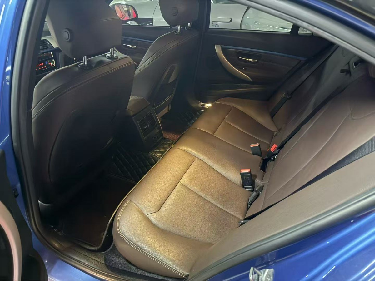 BMW 3 Series 2019 #4 BMW 3 Series 2019 imagem de carro #4