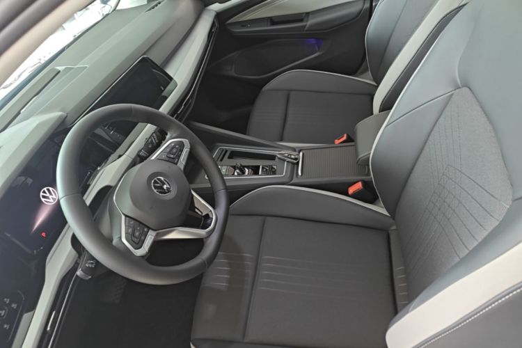 Volkswagen Golf 2022 #15 Volkswagen Golf 2022 car image #15