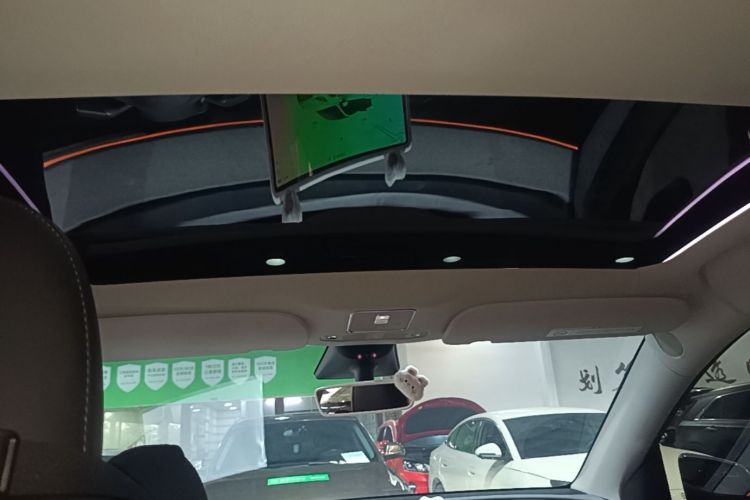 Tesla Model Y 2023 #18 Tesla Model Y 2023 immagine di auto #18