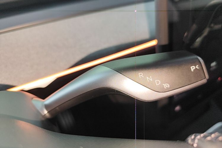 Tesla Model Y 2024 #14 Tesla Model Y 2024 car image #14
