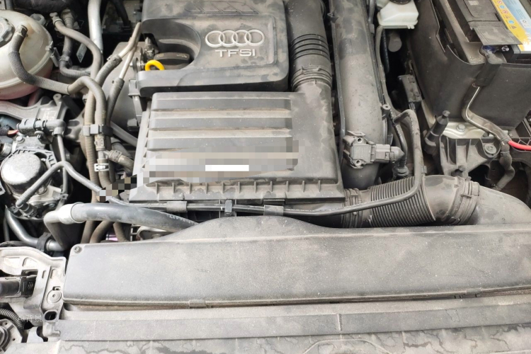 Audi Q3 2020 car image #22