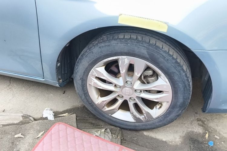 GEELY Emgrand 2016 car image #9