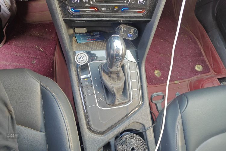 Volkswagen Tharu 2021 car image #16