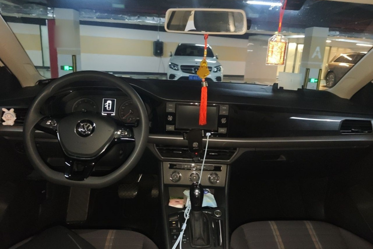 Volkswagen Lavida 2019 #7 Volkswagen Lavida 2019 car image #7