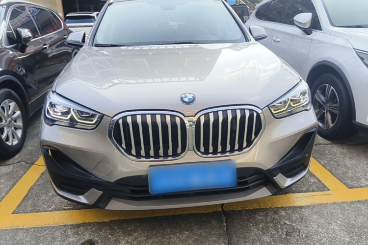 BMW X1 2020 car image #3