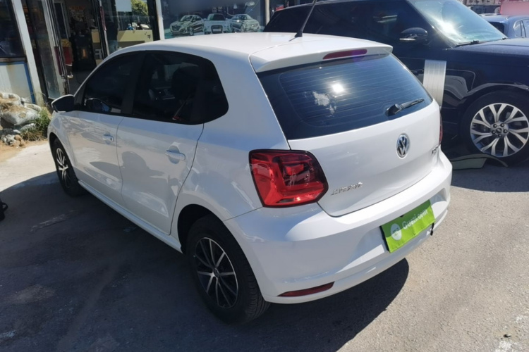 Volkswagen Polo 2019 car image #5
