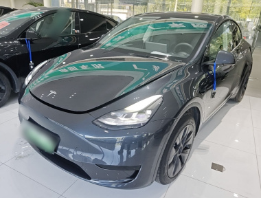 Tesla Model Y 2025 Tesla Model Y 2025 immagine di auto