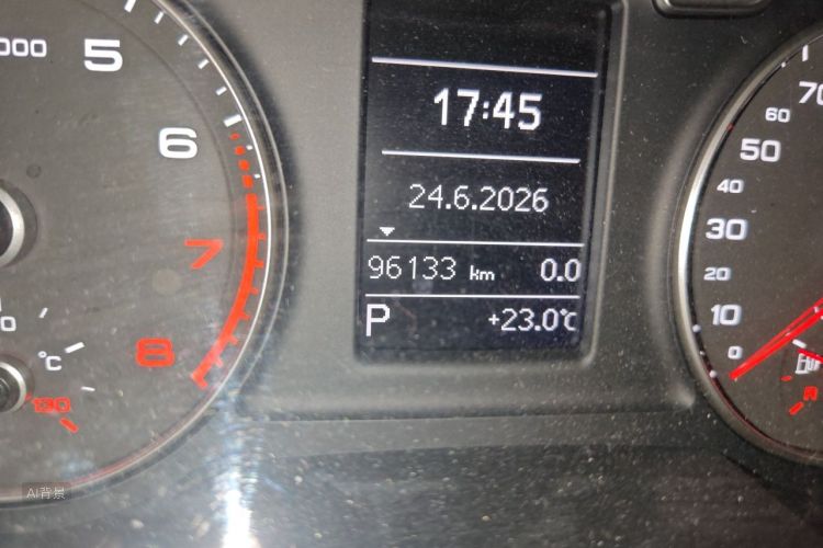 Audi Q3 2016 #14 Audi Q3 2016 car image #14