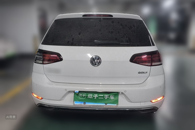 Volkswagen Golf 2018 car image #6