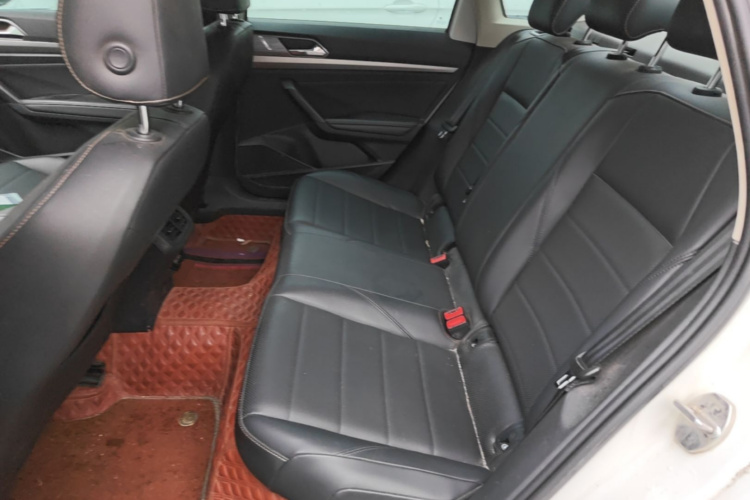 Volkswagen Lavida 2018 #17 Volkswagen Lavida 2018 car image #17