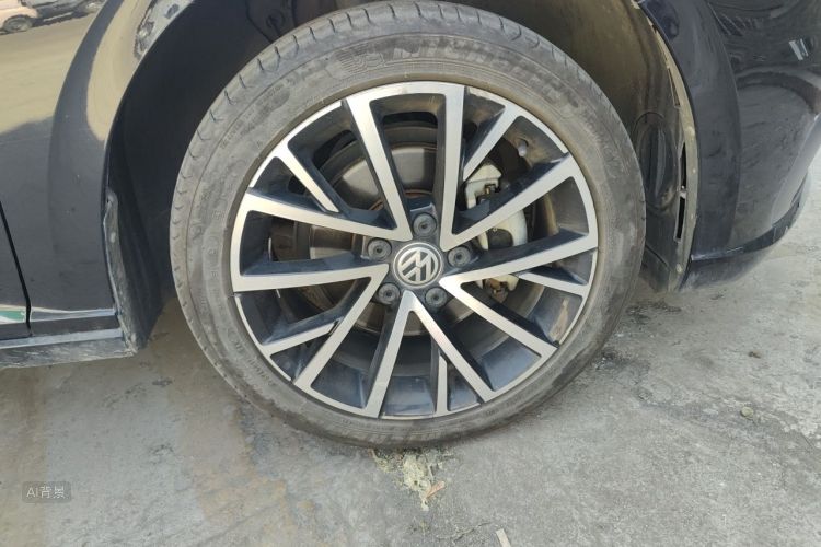 Volkswagen Lavida 2018 car image #9
