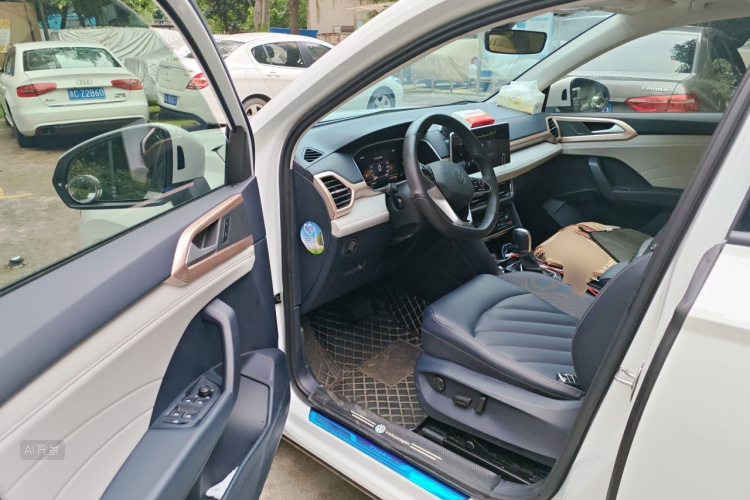Volkswagen Tharu 2023 car image #18
