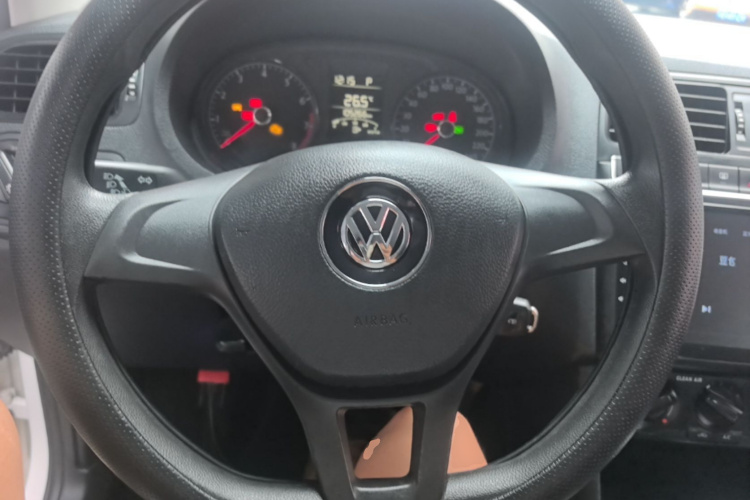 Volkswagen Polo 2018 #11 Volkswagen Polo 2018 car image #11