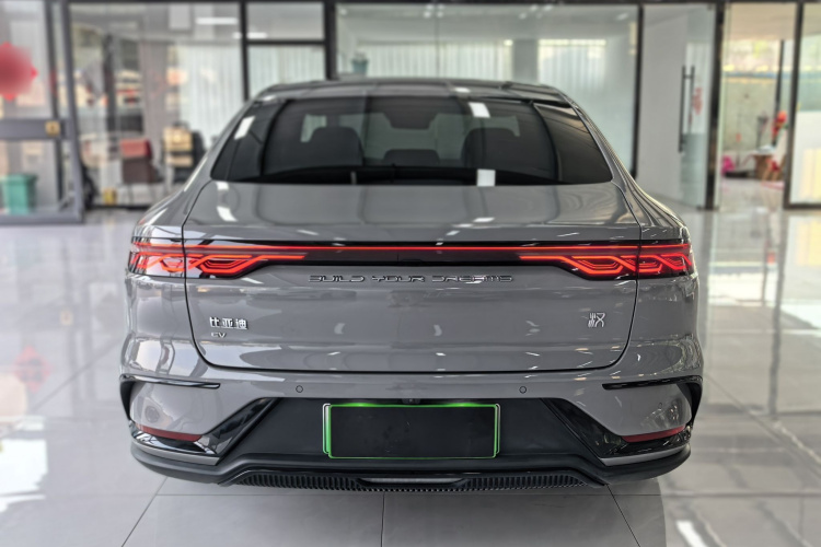 BYD Han 2024 car image #6