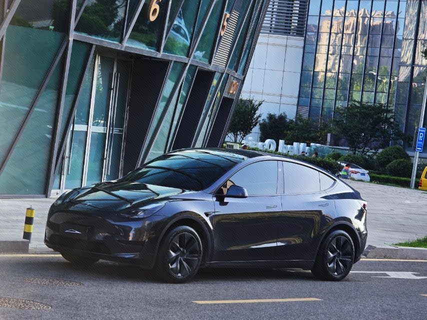 Tesla Model Y 2024 car image 
