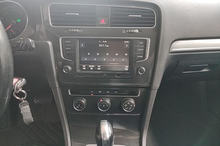 Volkswagen Golf 2017 #13 Volkswagen Golf 2017 car image #13