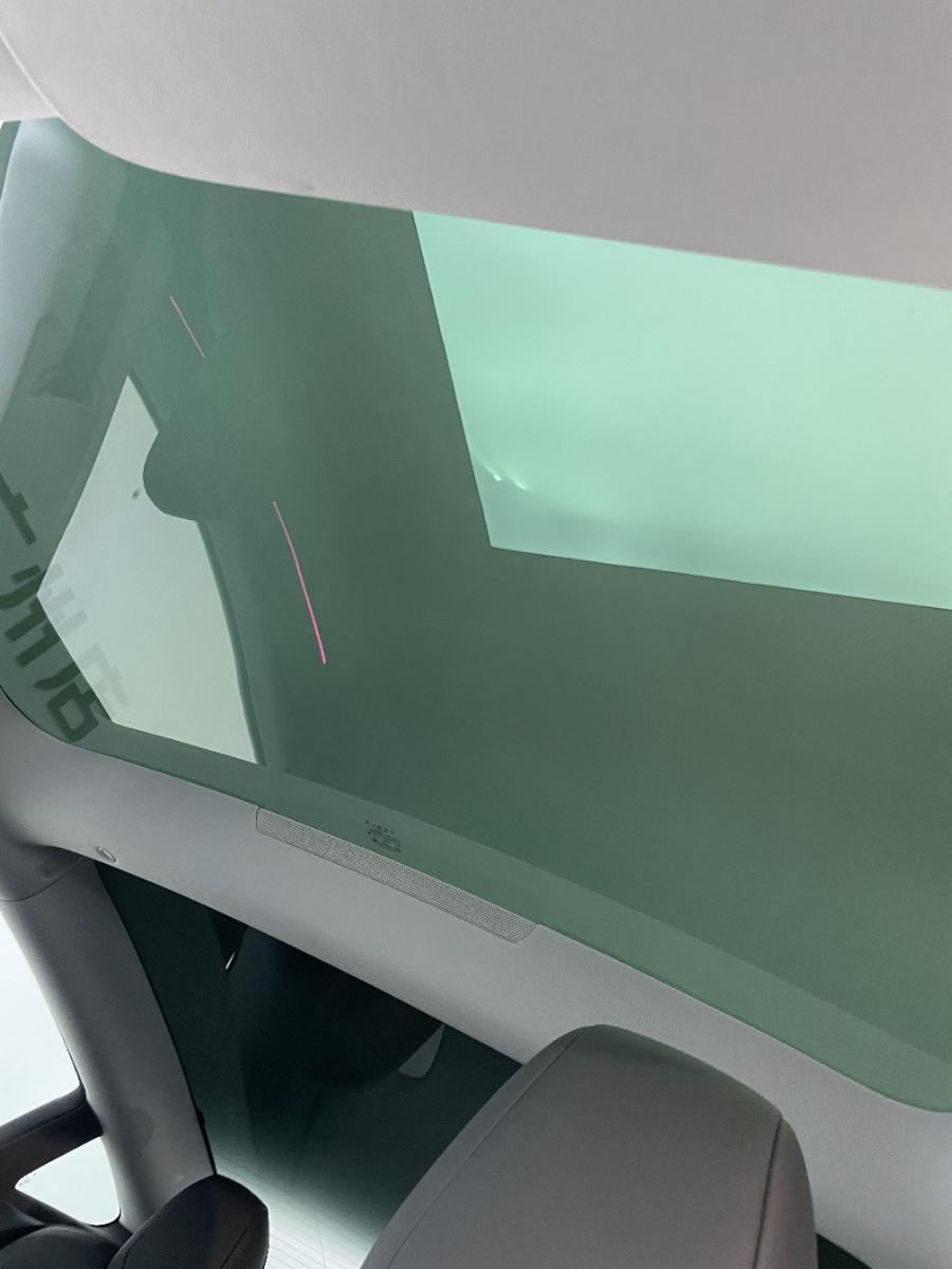 Tesla Model 3 2025 car image #6