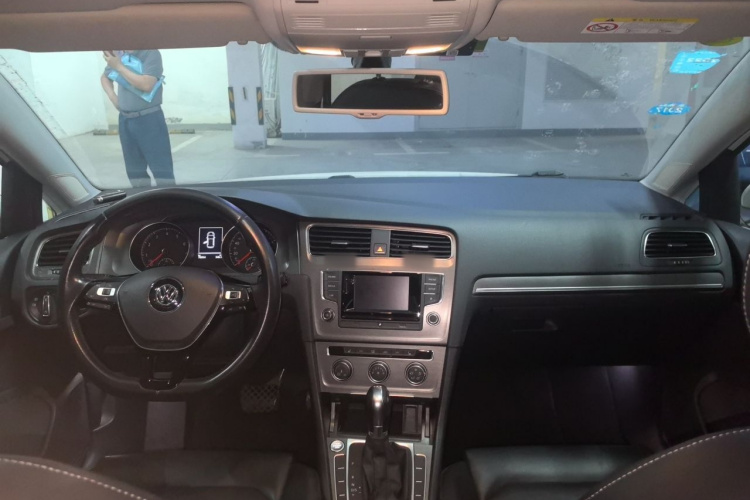 Volkswagen Golf 2016 car image #7