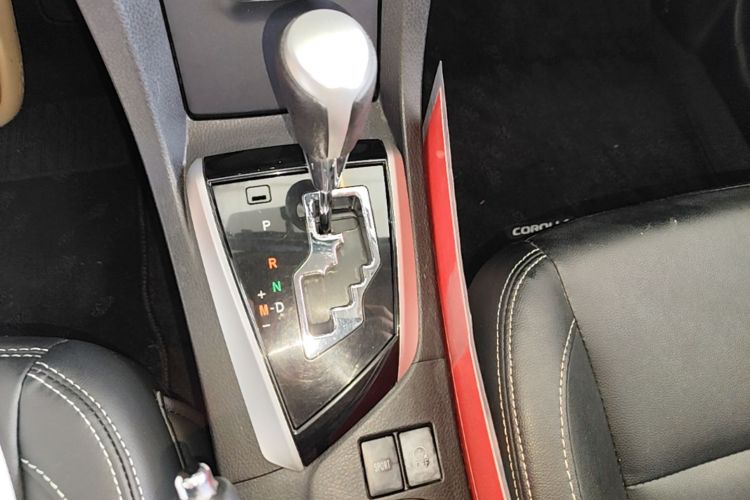 Toyota Corolla 2017 #14 Toyota Corolla 2017 car image #14