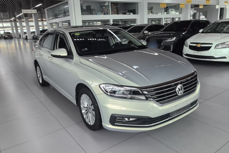 Volkswagen Lavida 2018 car image #6