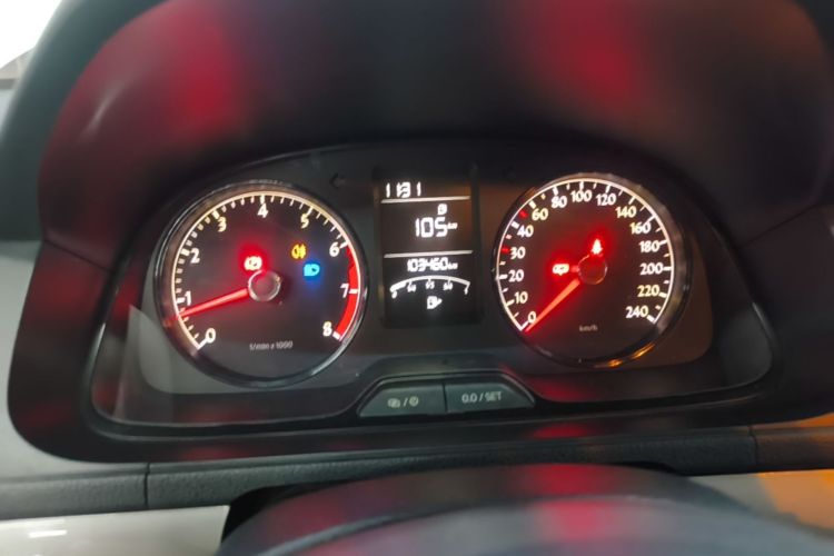Volkswagen Lavida 2015 car image #16