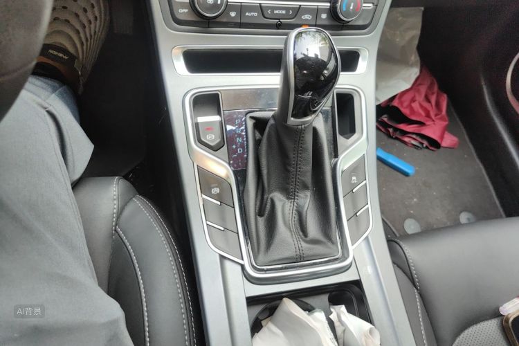 GEELY Emgrand 2020 #16 GEELY Emgrand 2020 car image #16