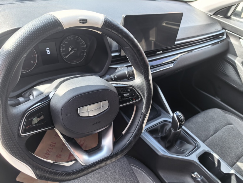 GEELY Emgrand 2025 immagine di auto #6