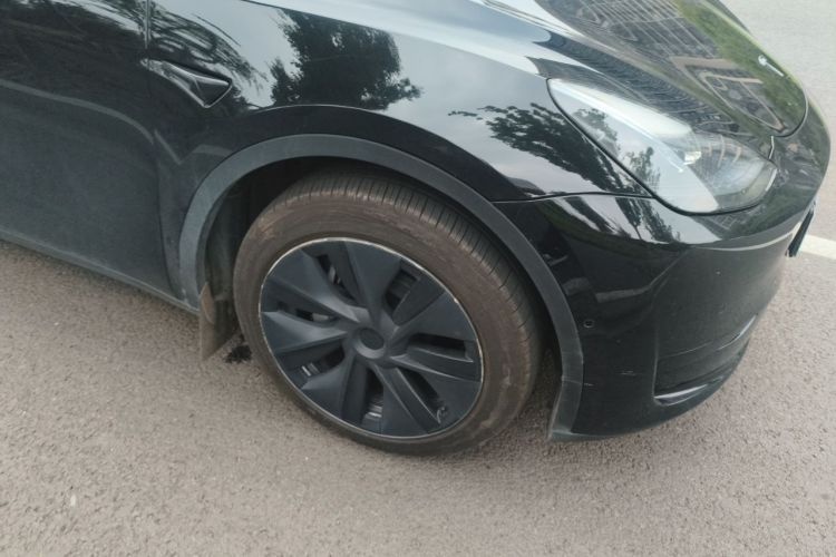 Tesla Model Y 2023 #9 Tesla Model Y 2023 car image #9