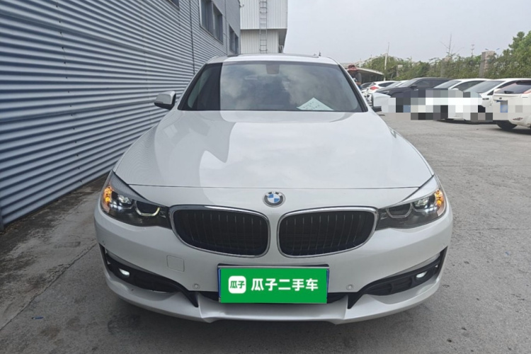 BMW 3 Series GT 2018 #3 BMW 3 Series GT 2018 car image #3