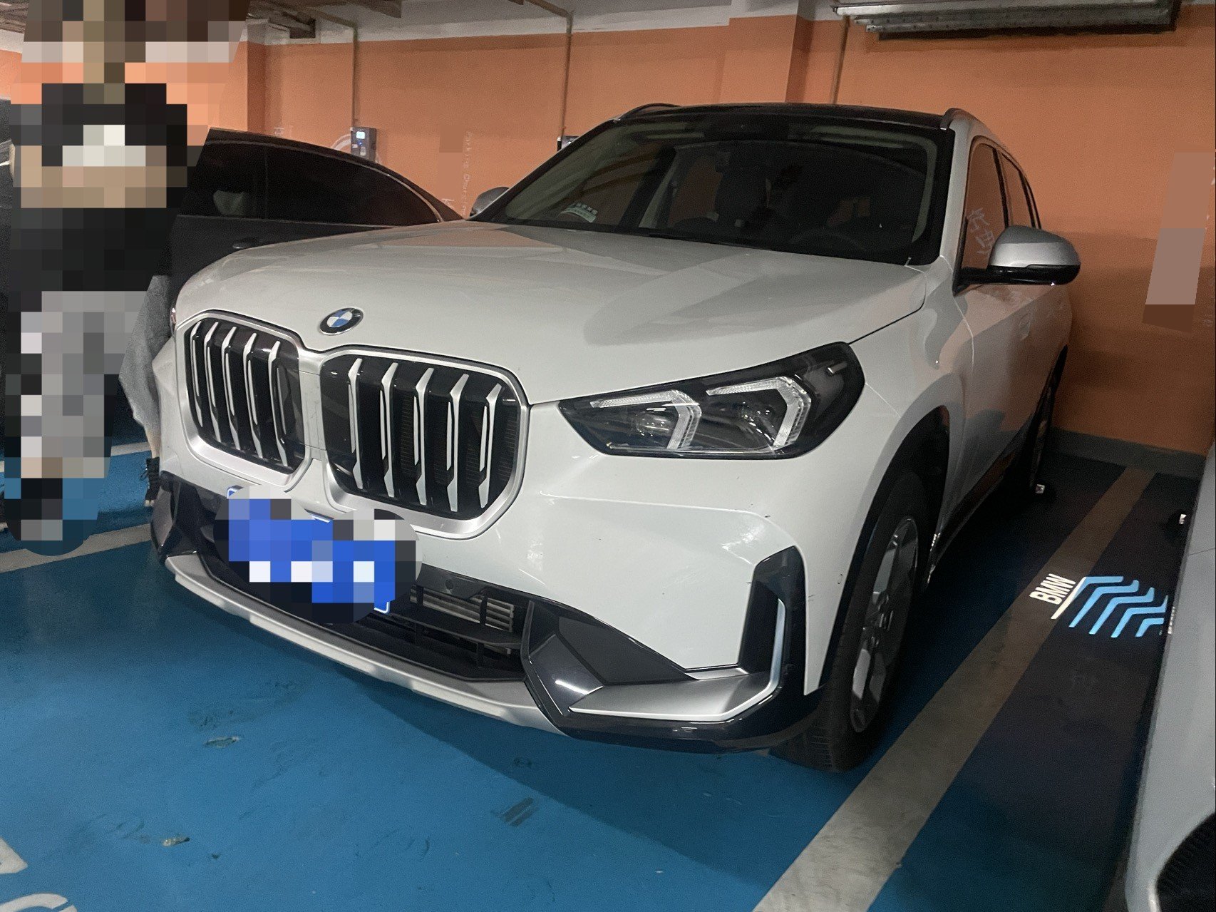 BMW X1 2024 BMW X1 2024 car image