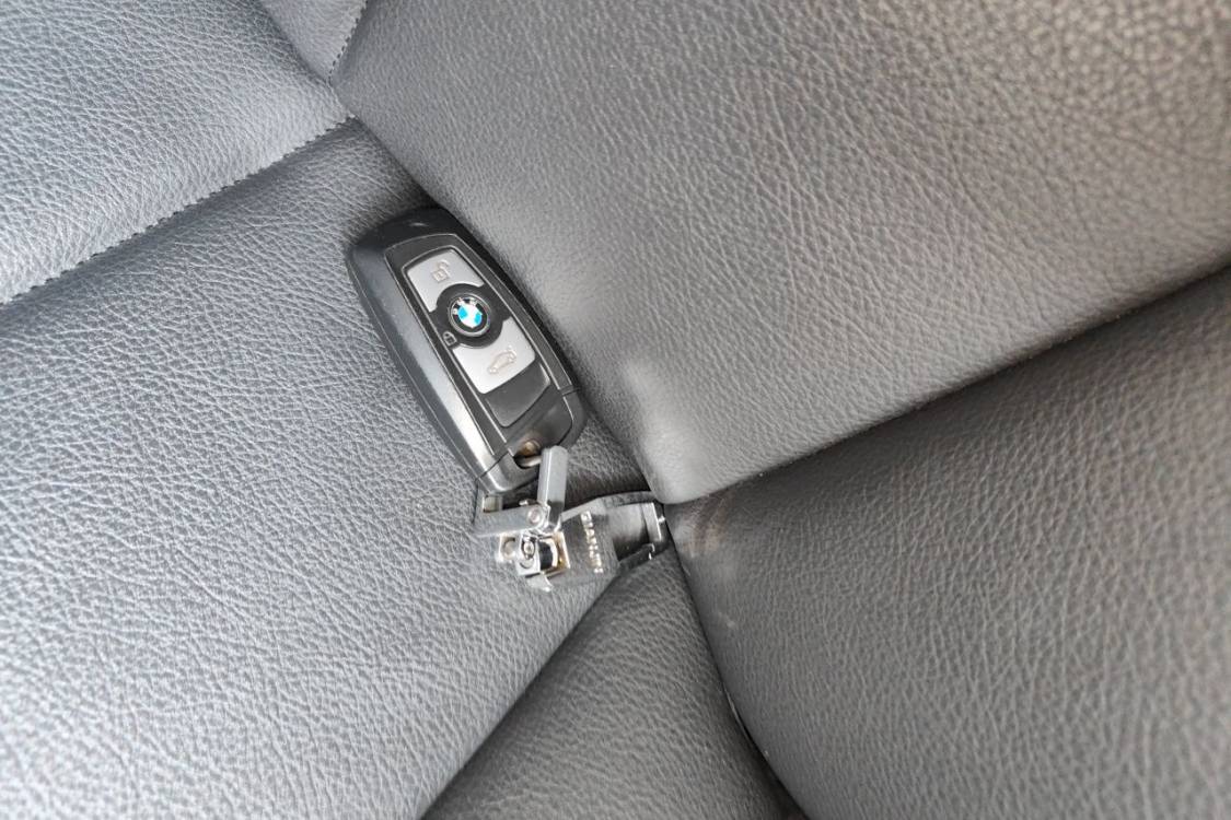 BMW 3 Series 2015 car image #30
