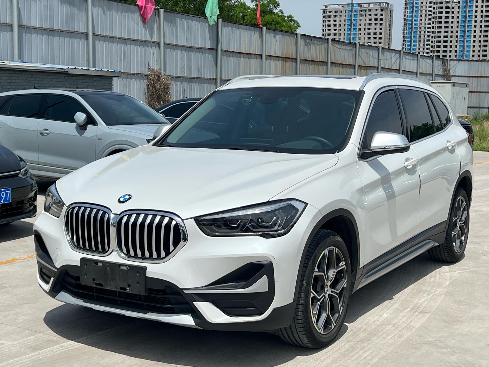 BMW X1 2022 BMW X1 2022 car image