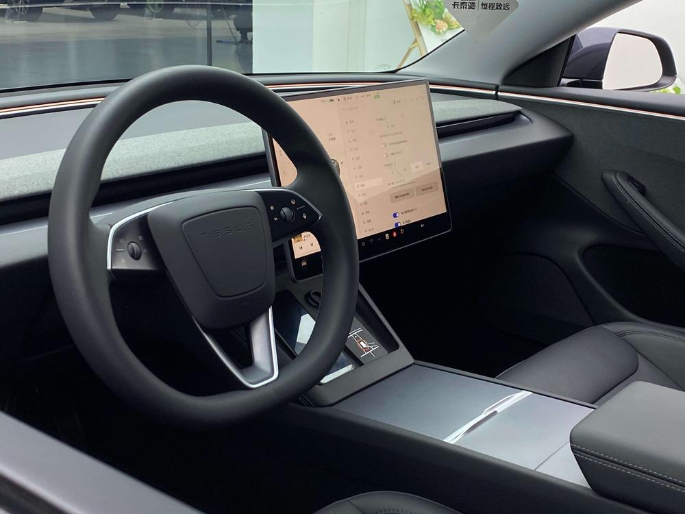 Tesla Model 3 2024 #25 Tesla Model 3 2024 car image #25