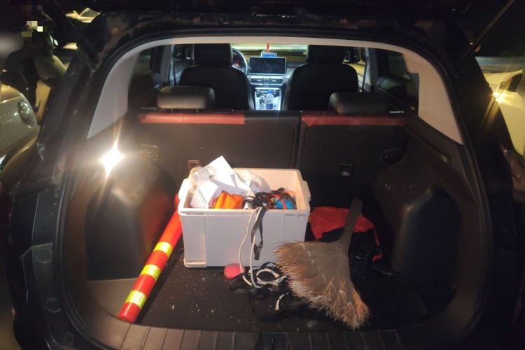 GEELY Coolray 2022 #17 GEELY Coolray 2022 car image #17