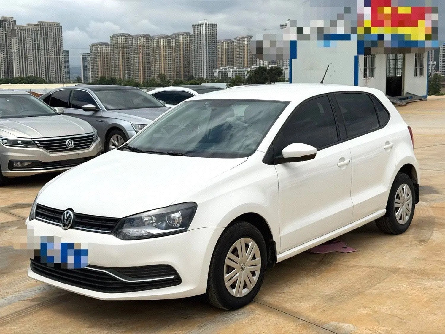 Volkswagen Polo 2014 car image 
