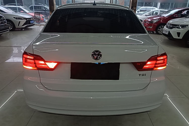 Volkswagen Santana 2019 #4 Volkswagen Santana 2019 car image #4
