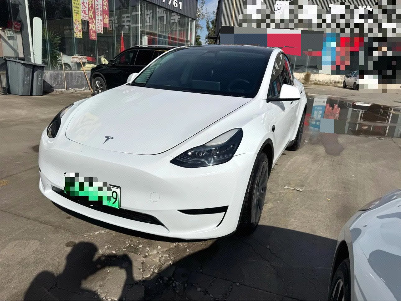 Tesla Model Y 2024 Tesla Model Y 2024 صورة سيارة
