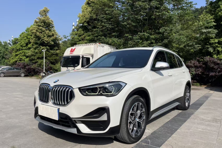 BMW X1 2022 #2 BMW X1 2022 car image #2