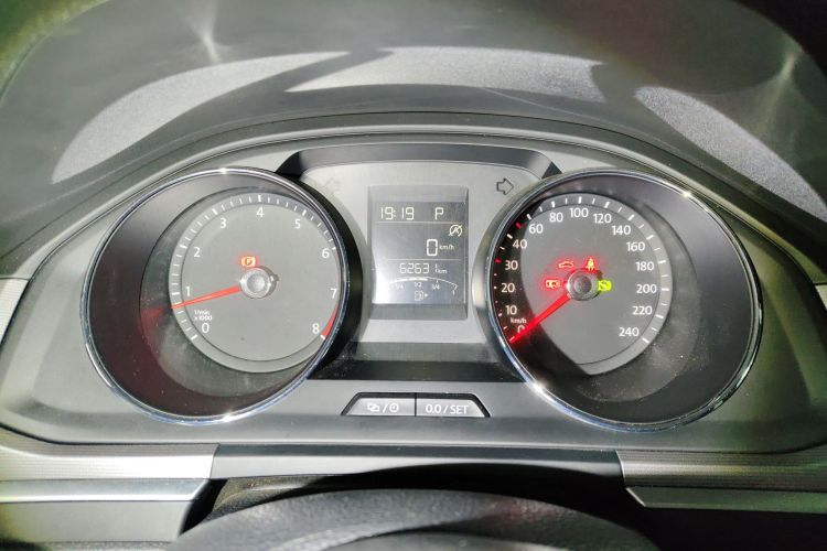 Volkswagen Bora 2023 car image #12