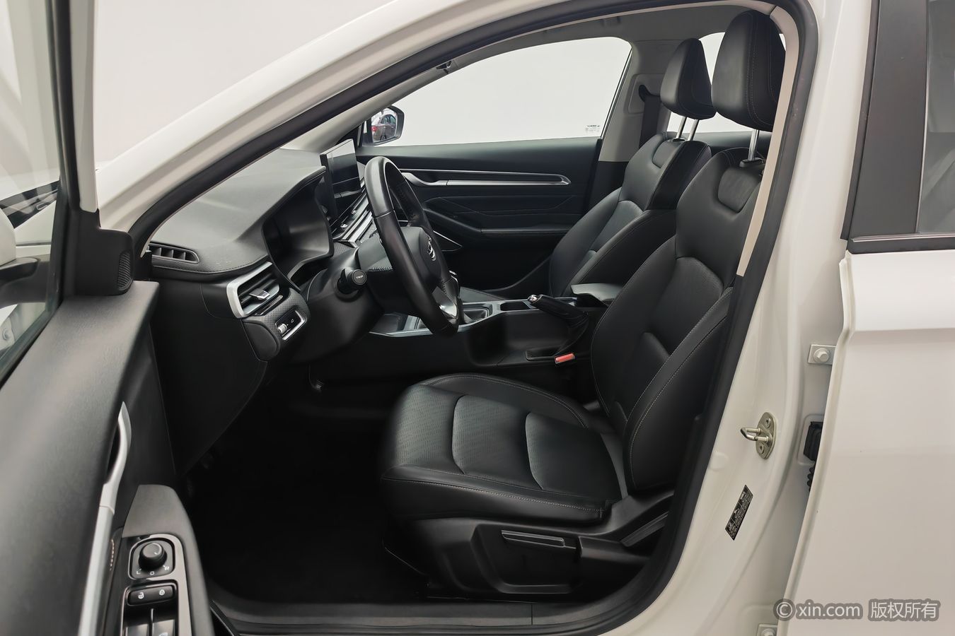 GEELY Emgrand 2023 car image #10