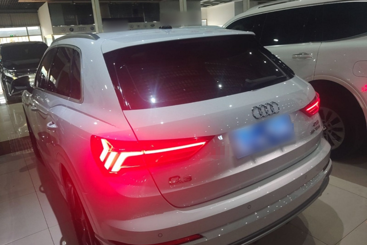 Audi Q3 2020 #5 Audi Q3 2020 car image #5