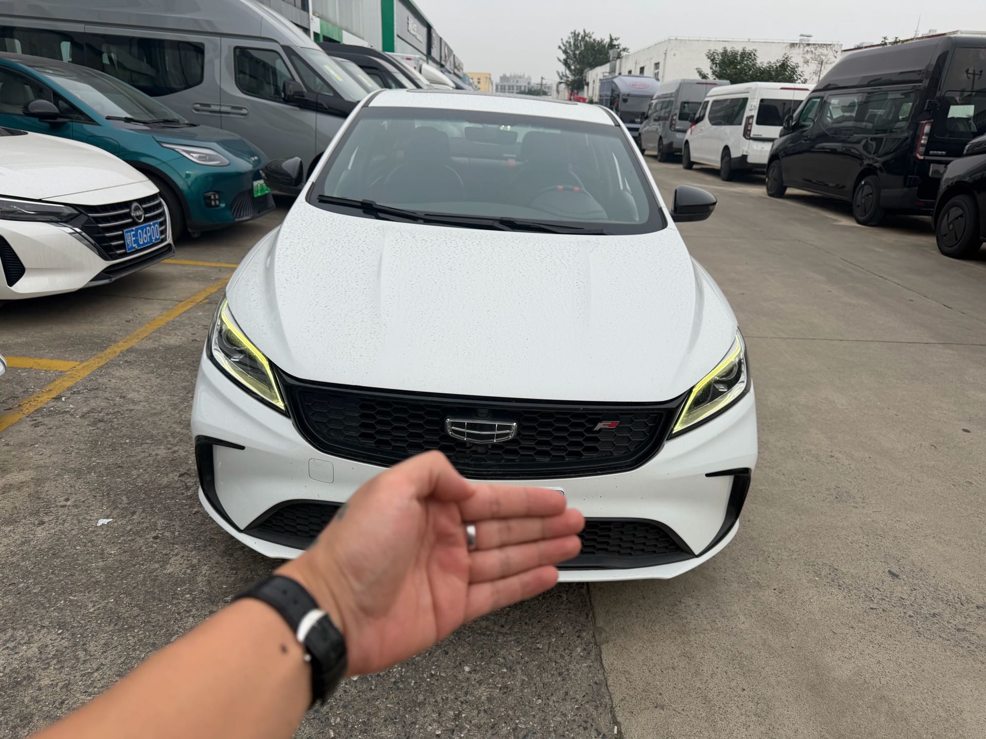 GEELY Binray 2021 #2 GEELY Binray 2021 изображение автомобиля #2