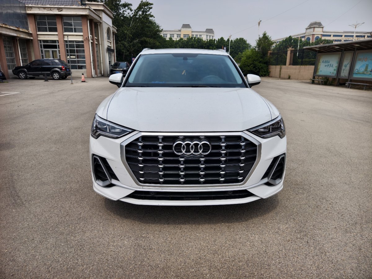 Audi Q3 2021 Audi Q3 2021 car image