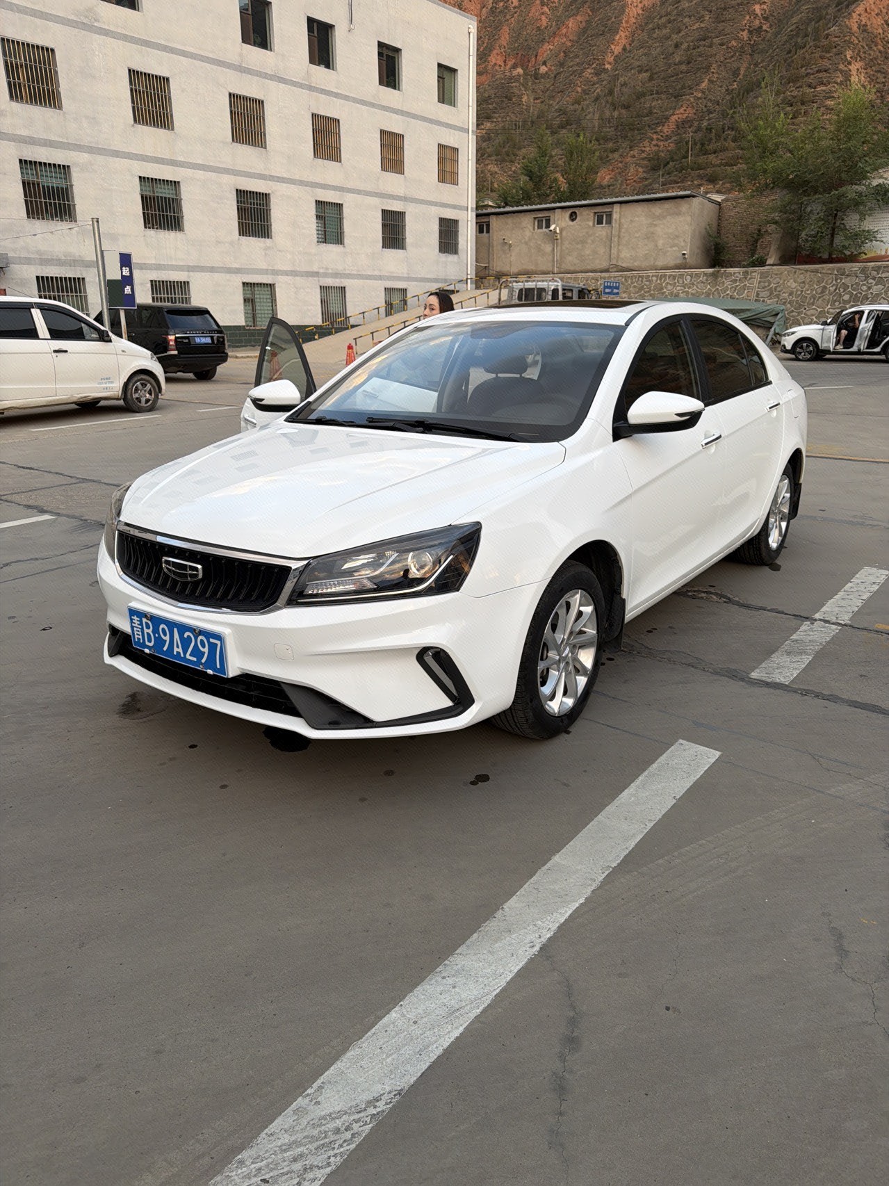 GEELY Emgrand 2021 GEELY Emgrand 2021 car image