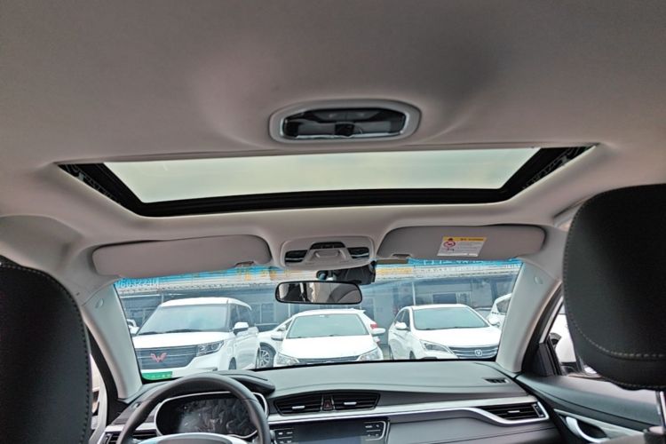GEELY Emgrand 2020 #18 GEELY Emgrand 2020 car image #18