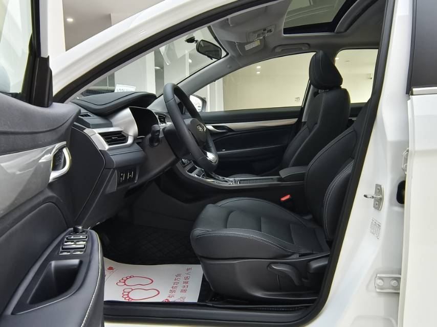 GEELY Emgrand 2020 car image #6