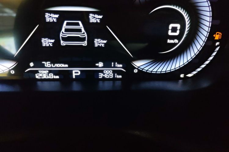 GEELY Emgrand 2023 #8 GEELY Emgrand 2023 immagine di auto #8
