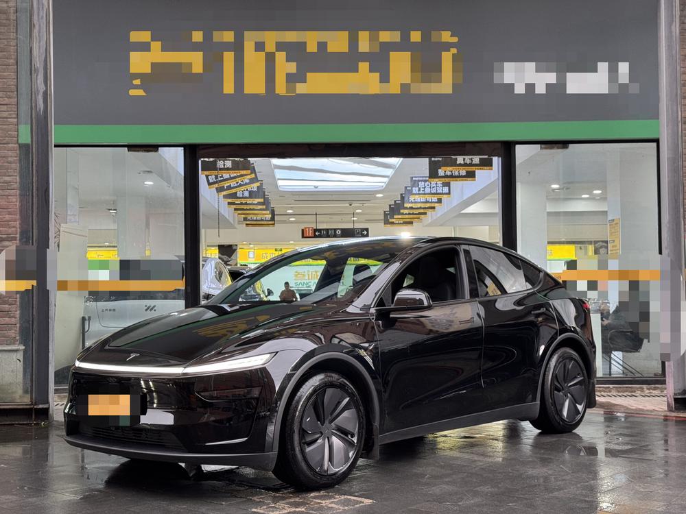 Tesla Model Y 2026 Tesla Model Y 2026 изображение автомобиля