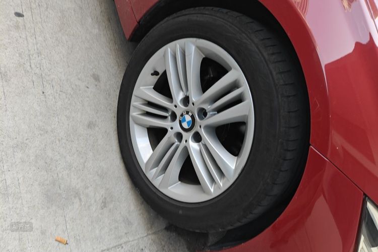 BMW 3 Series 2017 car image #9