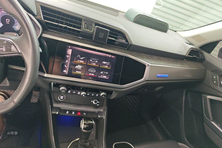 Audi Q3 2021 immagine di auto #15